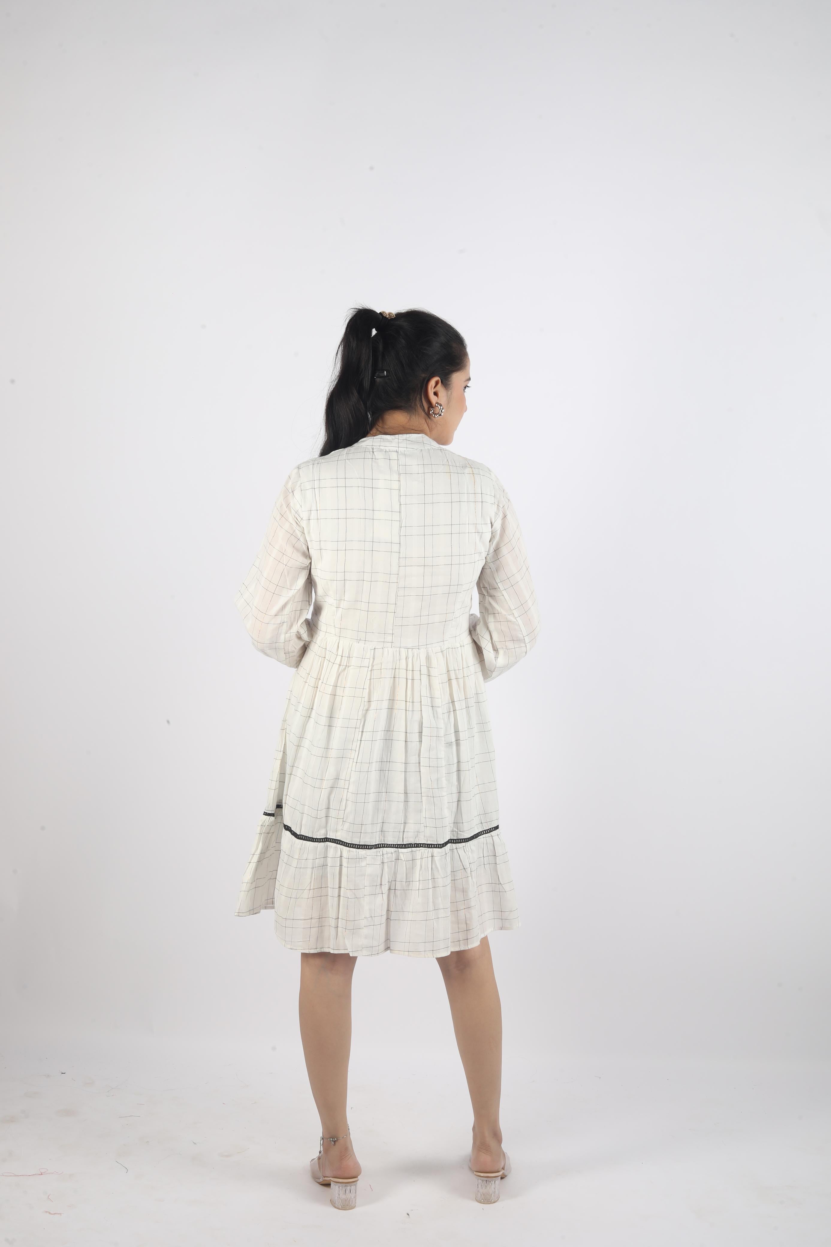 Éterna – Full Sleeve Knee-Length Luxe Dress”