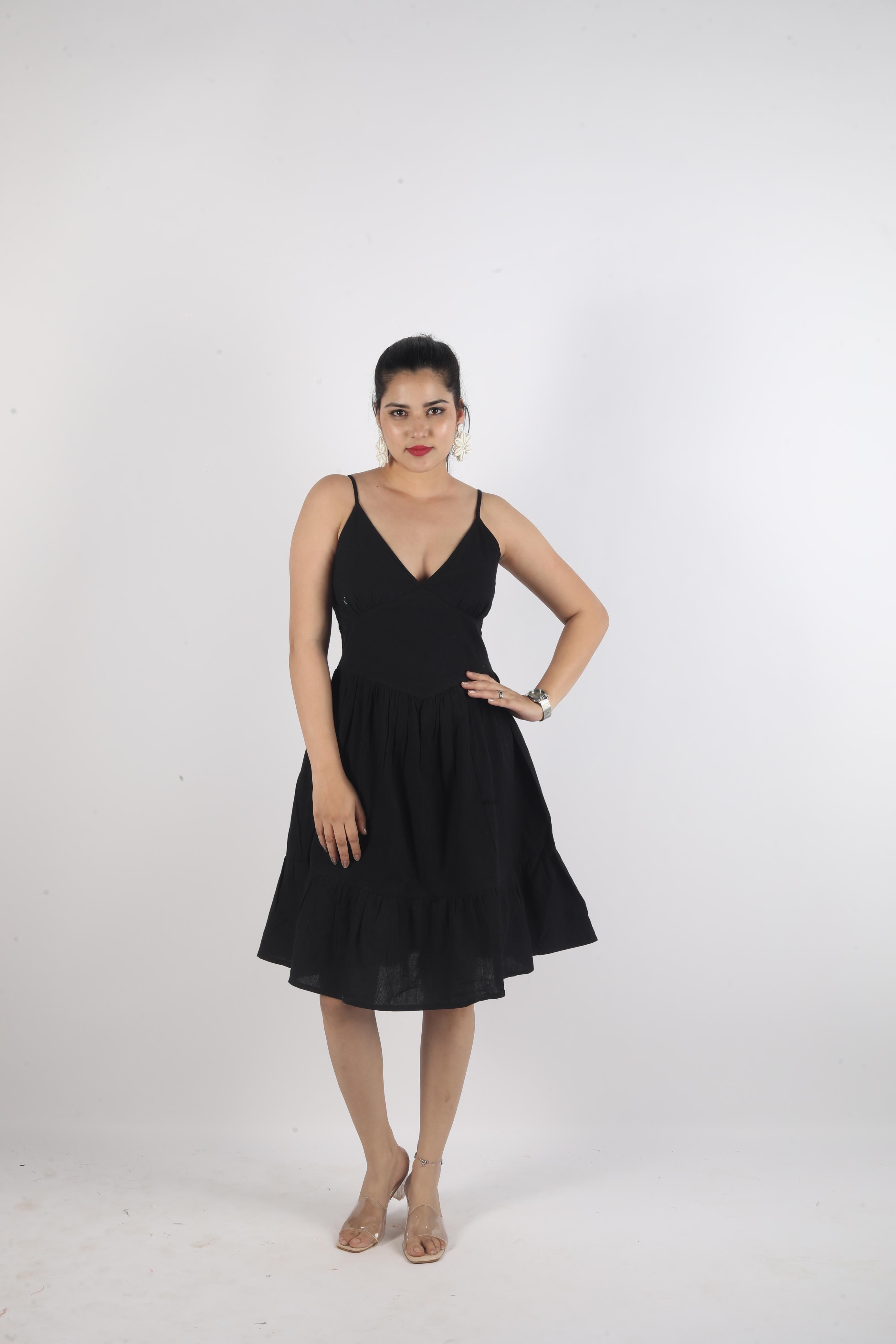 Sleeveless Plain Dress-black