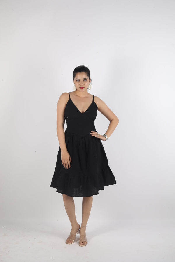 Sleeveless Plain Dress-black