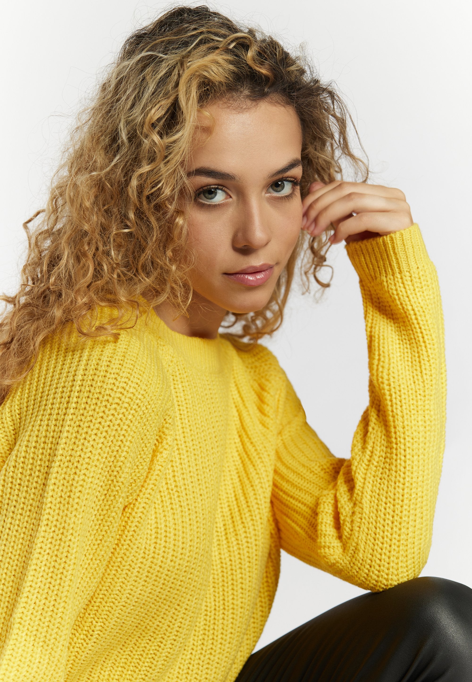 MYMO Sweater 'Blonda' in Yellow