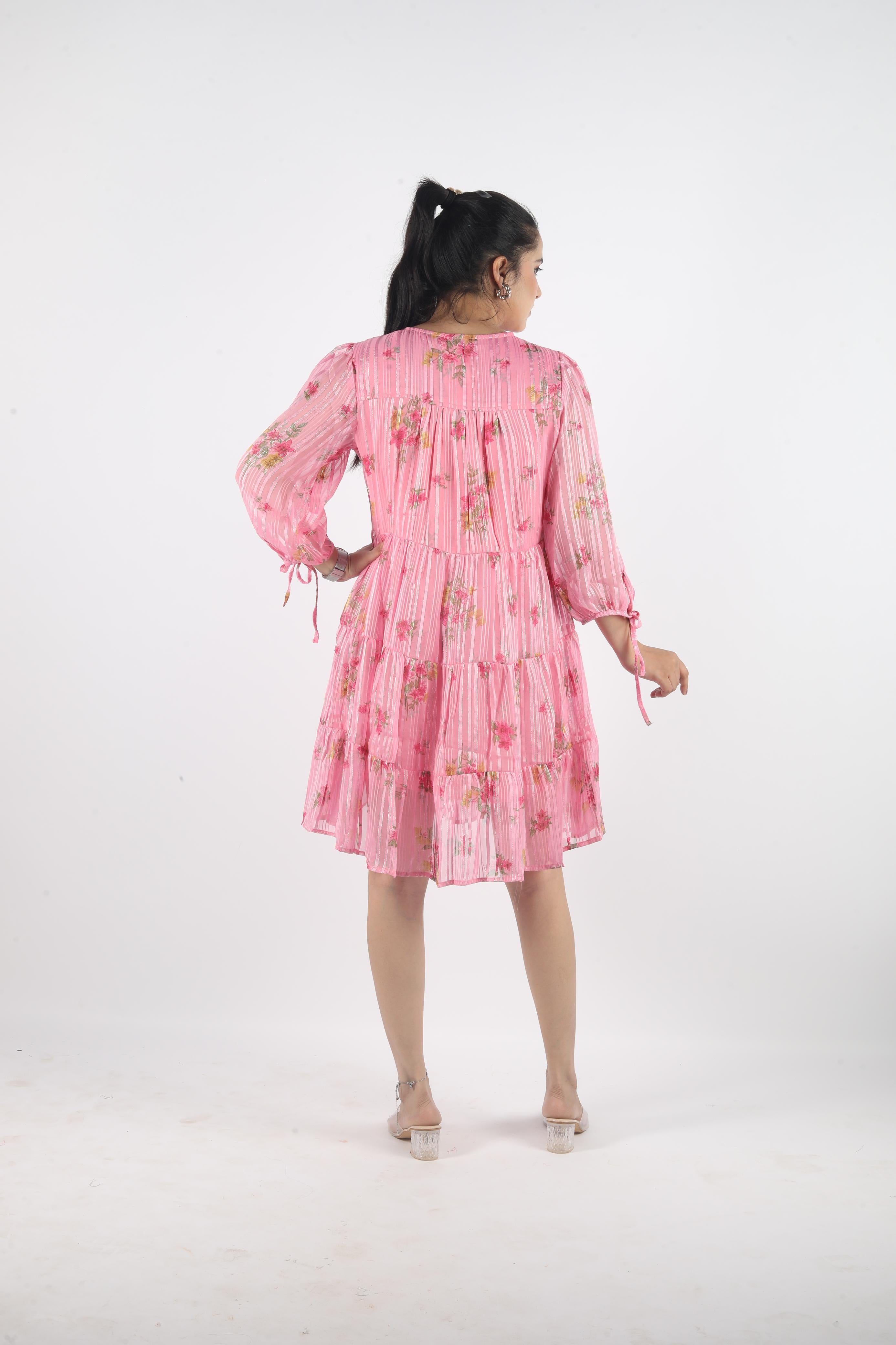 Celesté – Georgette Luxe Knee-Length Dress