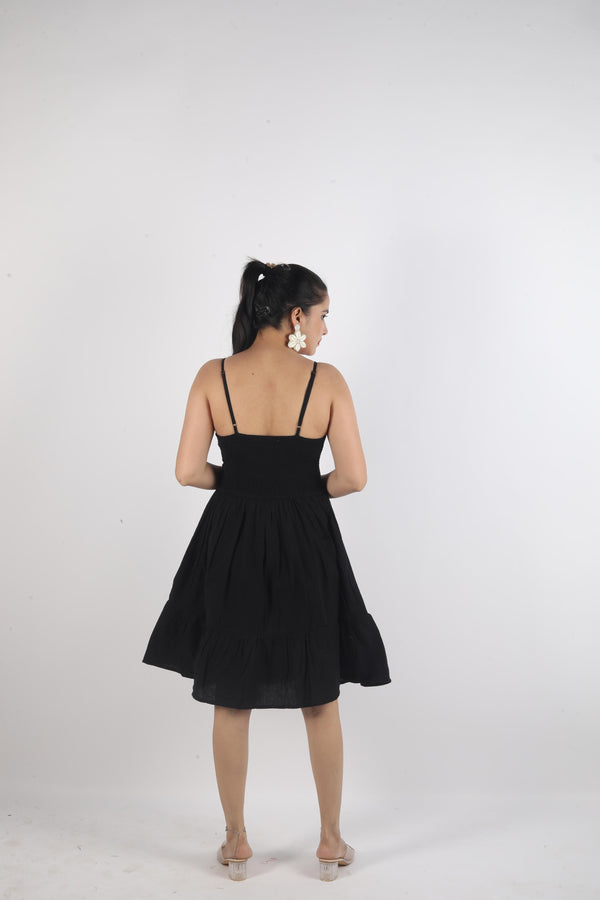 Sleeveless Plain Dress-black