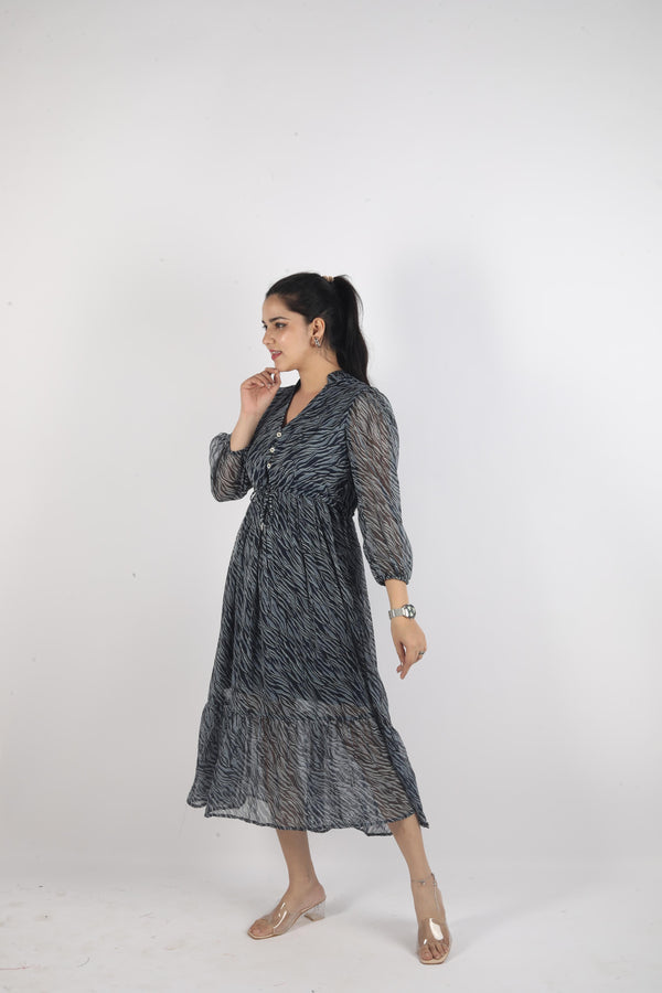 Elara Flow – Georgette Luxe Long Dress
