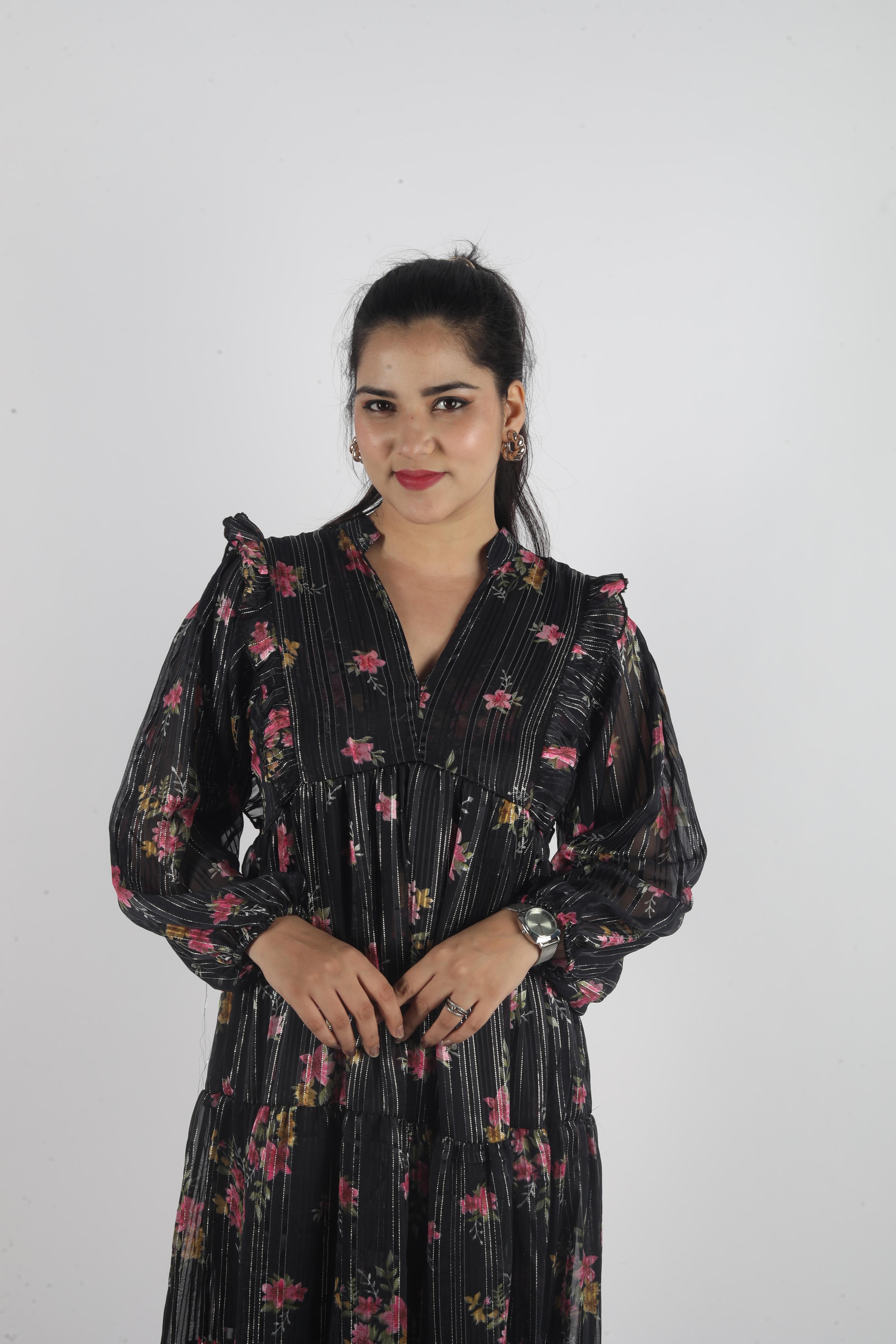 Elara Luxe – Georgette Long Dress